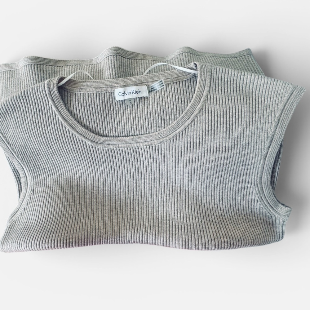 Calvin Klein Ribbed Knit Scarf Gray Gold Logo Soft Winter Wrap - Picture 4 of 5